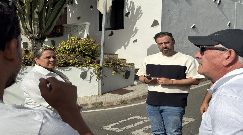 El alcalde Peña lleva al barrio de Piletillas su gestión