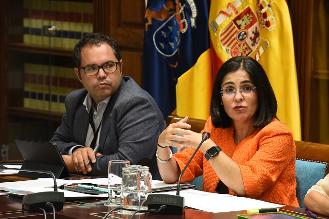 Carolina Darias y su Viceconsejero de Empleo Gustavo Santana