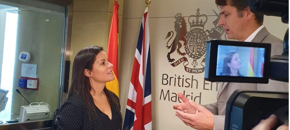 Yaiza Castilla en Embajada Británica