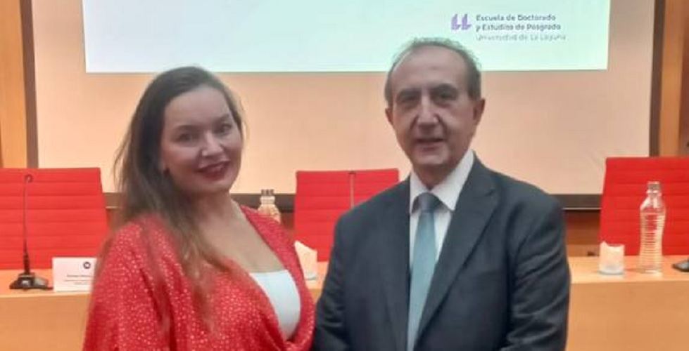 Dra. Sauchelli y el Catedrático Rafael Martinez-Sanz