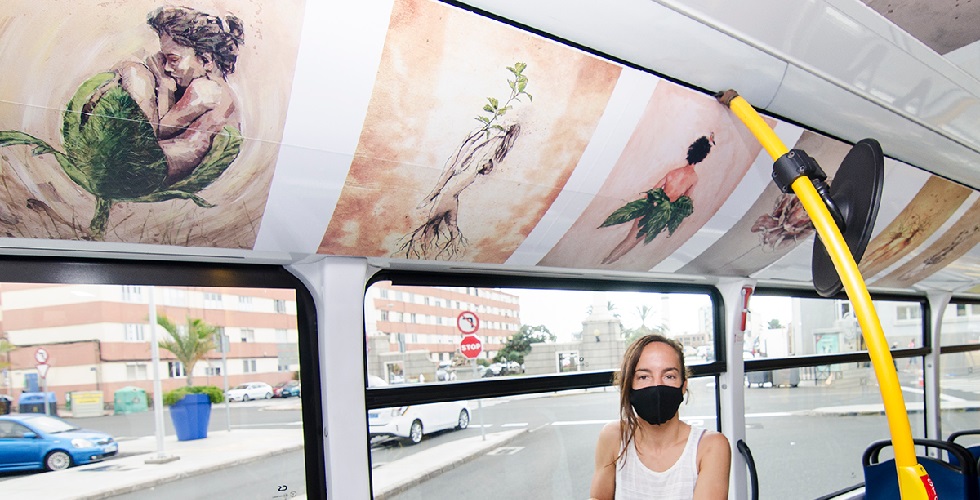 Irene Le&oacute;n, con su Naturaleza Viviente en Expo Itinerante de Guaguas Las Palmas