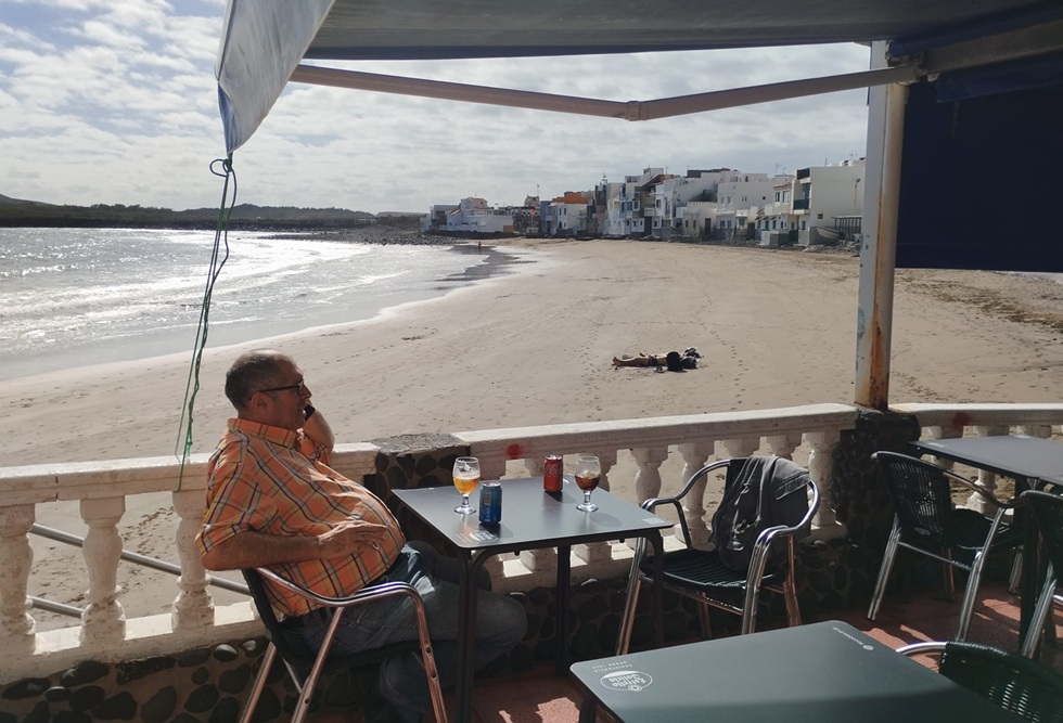 En la playa de Ojos de Garza. Foto J.Alonso